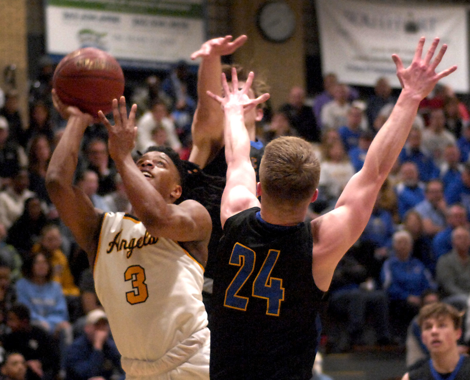 03072020-JT-WIAA_BBBALL_LM_ST_CATS-GSP